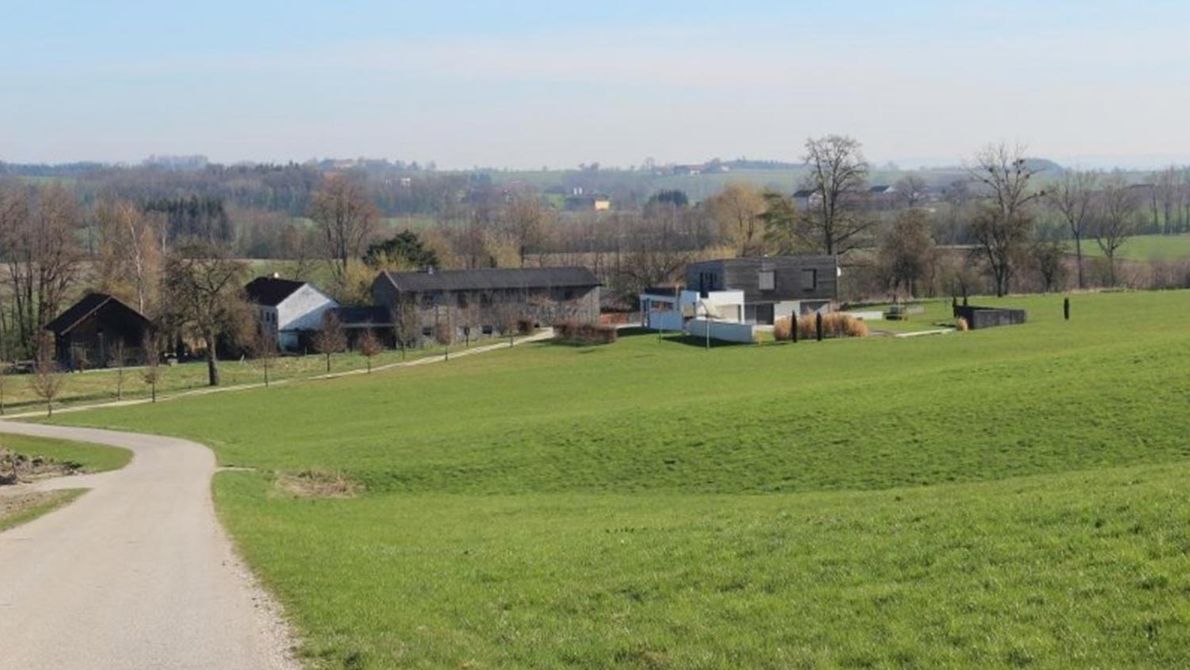 Großzügiger Landsitz in Ruhelage