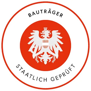 Logo staatl. gepr. Bauträger mit Bundesadler in der Mitte